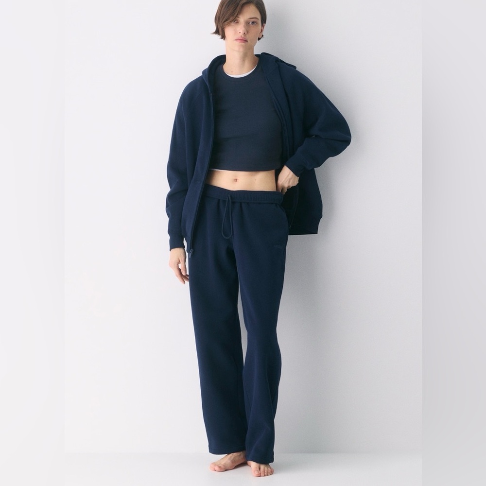 Aritzia Cozy Sweatfleece Mega Straight Sweatpants Size Small